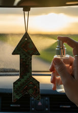 Load image into Gallery viewer, ARROW SHAPES reSCENTit CAR CHARMS