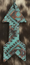 Load image into Gallery viewer, ARROW SHAPES reSCENTit CAR CHARMS