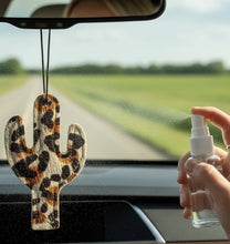 Load image into Gallery viewer, LEOPARD HIDE CHARMS