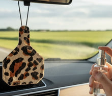 Load image into Gallery viewer, LEOPARD HIDE CHARMS