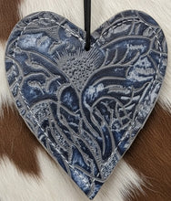 Load image into Gallery viewer, HEART SHAPES reSCENTit CAR CHARMS