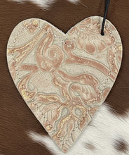 Load image into Gallery viewer, HEART SHAPES reSCENTit CAR CHARMS