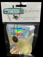 Load image into Gallery viewer, 003-LIST OF SCENTED OIL PACKAGED