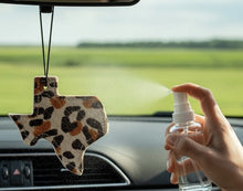 Load image into Gallery viewer, LEOPARD HIDE CHARMS