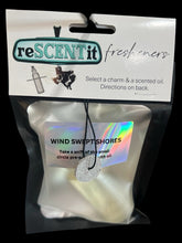 Load image into Gallery viewer, 003-LIST OF SCENTED OIL PACKAGED